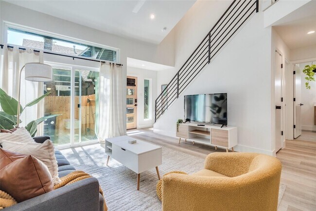 Foto del edificio - 1902 Albury Cove