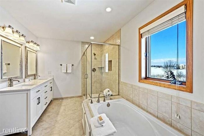 Foto del edificio - 4 br, 2.5 bath House - 426 Augusta Drive