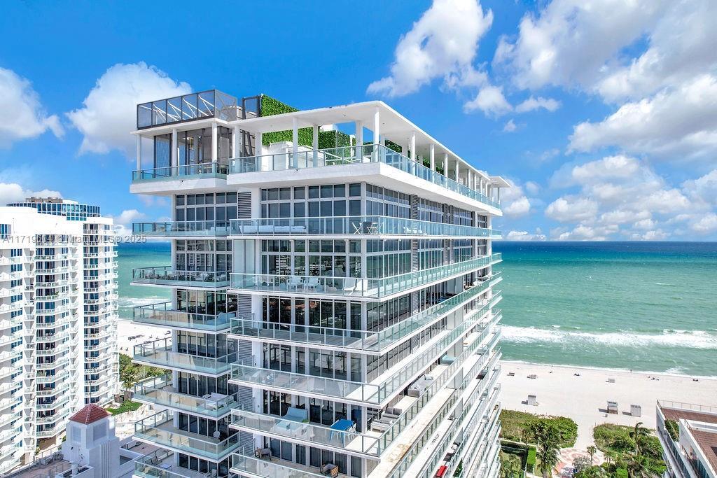 Foto principal - 3737 Collins Ave