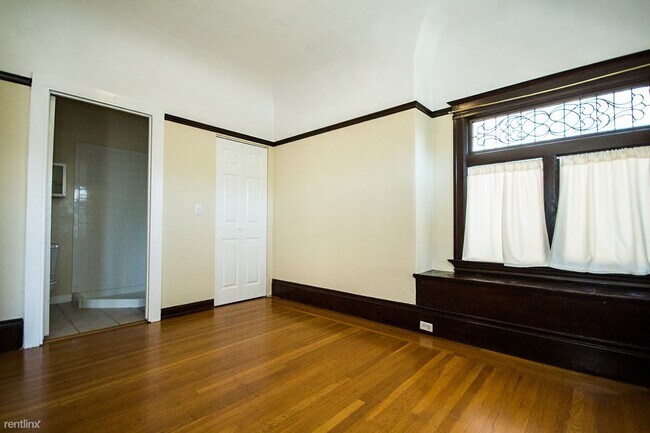 Building Photo - 1 br, 1 bath House - 626 56th St Private B...