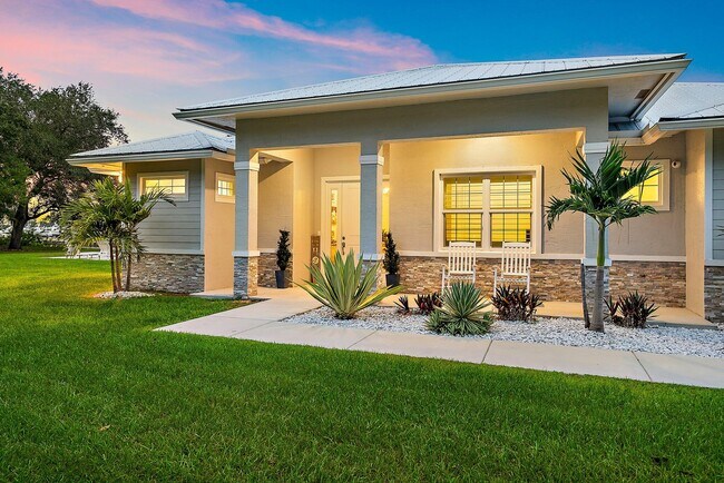 Foto del edificio - 12955 SW Kanner Hwy