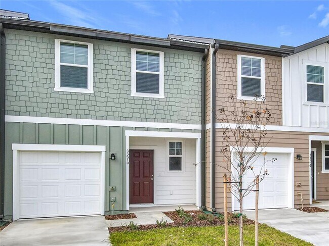 Building Photo - 3270 Vesara Dr