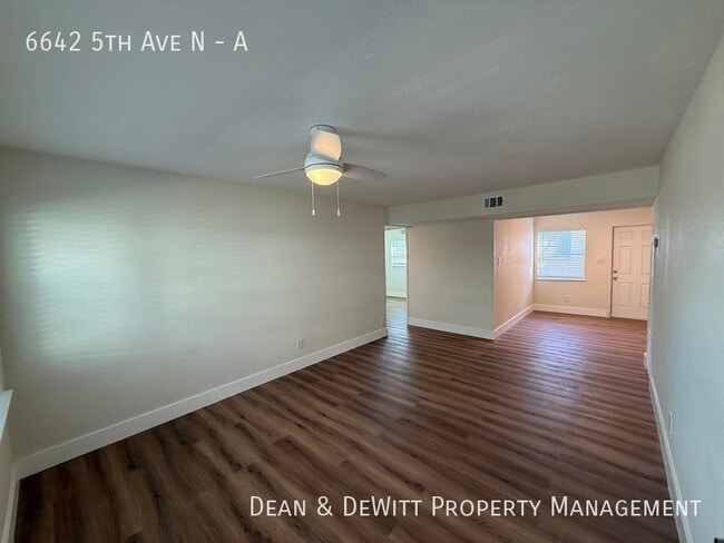 Foto del edificio - Completely Remodeled 2/1 in West St Pete -...