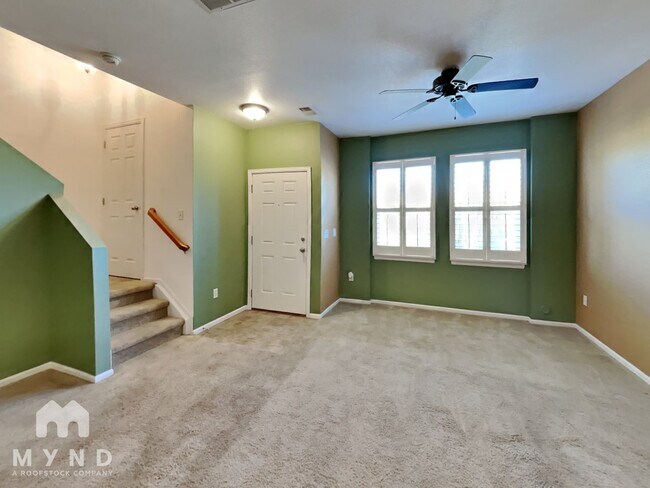 Building Photo - 10431 Truckee St