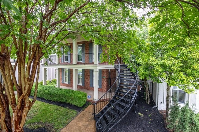 Building Photo - 1060 Island Dr