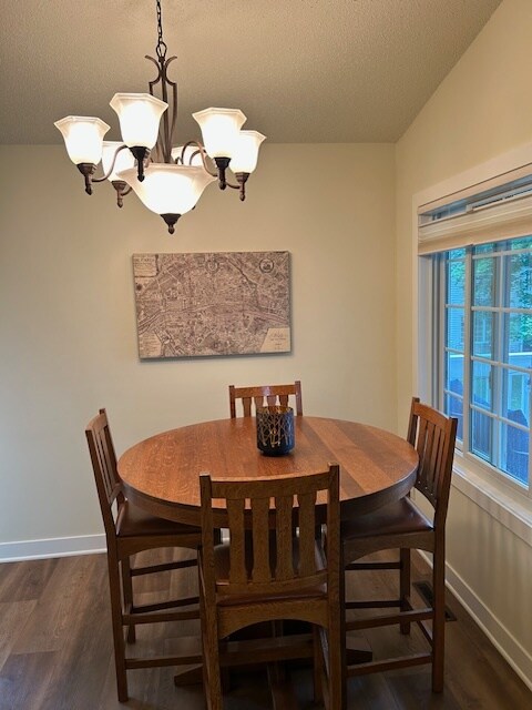 Foto del edificio - 3566 Blue Jay Way