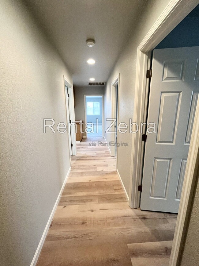 Building Photo - 1386 Dynes St