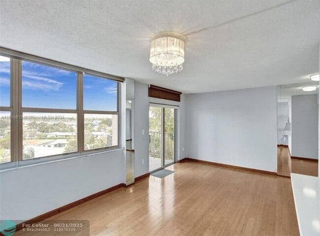 Building Photo - 11930 N Bayshore Dr