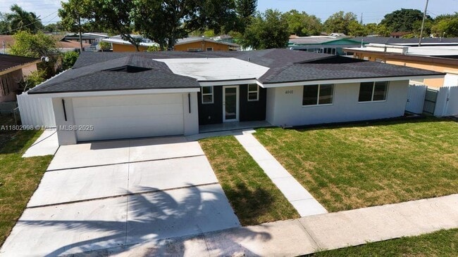 Foto del edificio - 4001 NW 187th Terrace