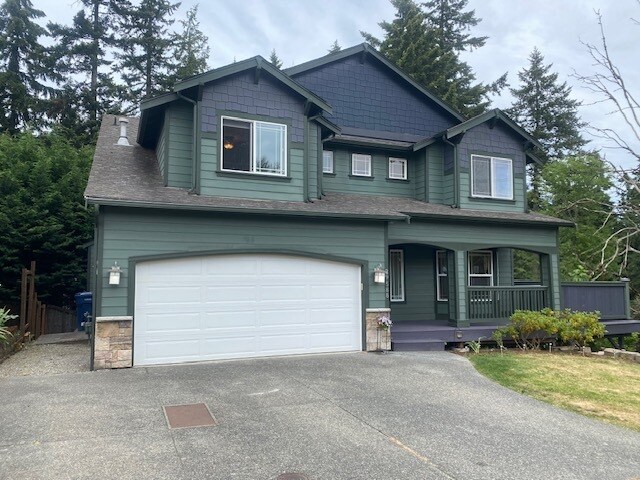 Peaceful greenbelt setting with 3,310 sq.ft. and a huge wrap around deck - 29588 63rd Ct S