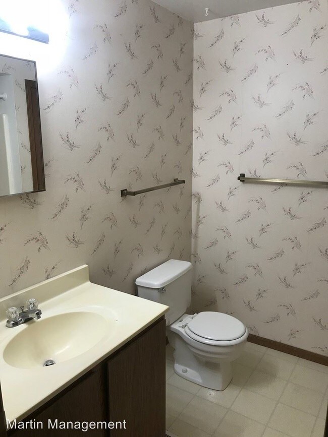 Foto del edificio - 6057-6059 Red Oak Dr