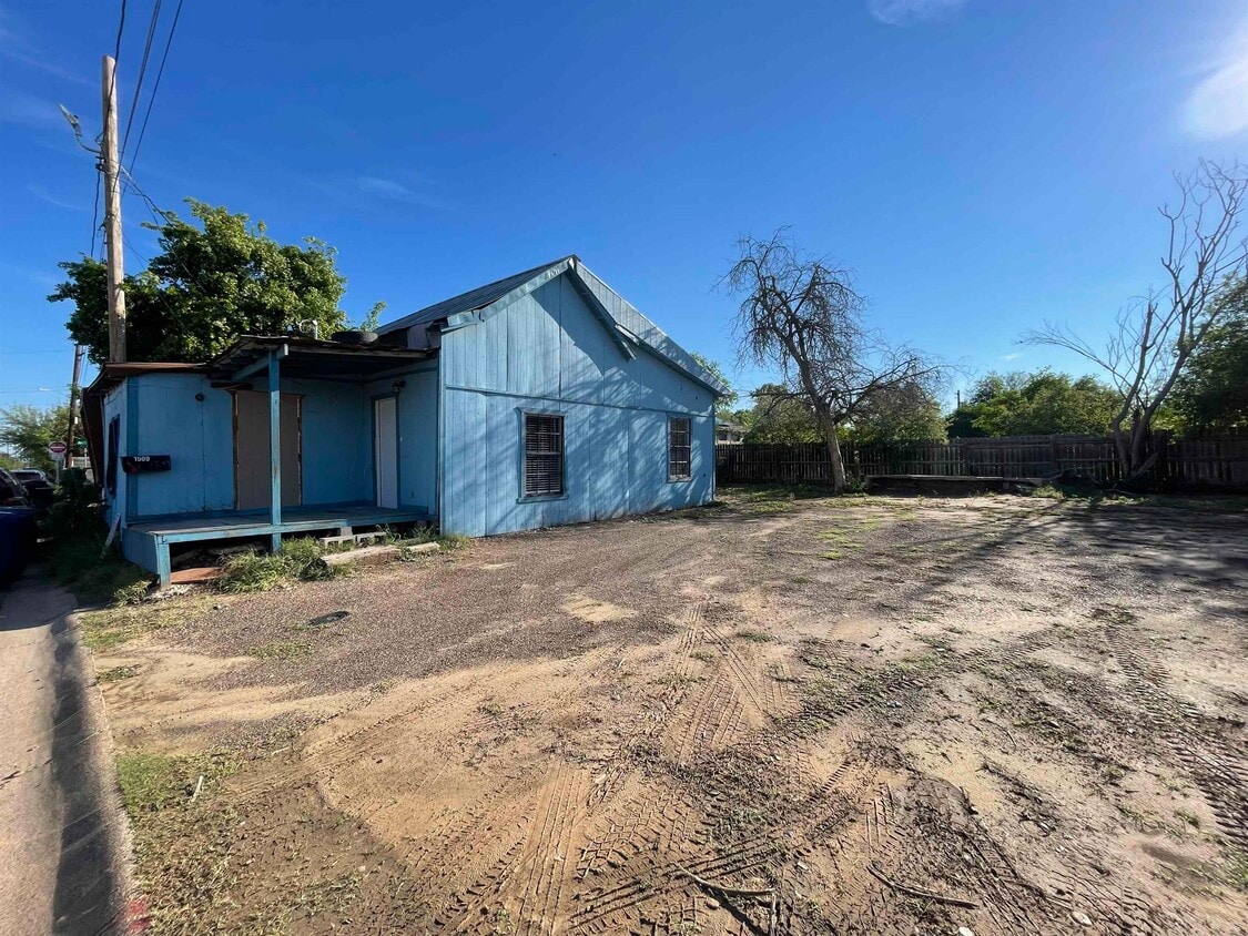 Foto principal - 1509 Monterrey Ave