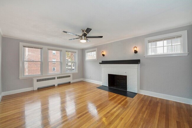 Foto del edificio - 35 Woodstock Ave