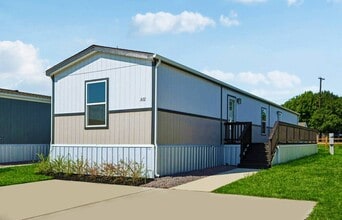 Building Photo - 1632 American Dr