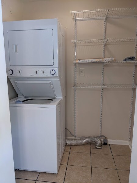 Laundry/Pantry - 2717 Newkirk Ave