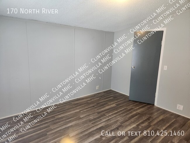 Building Photo - 170 North River-