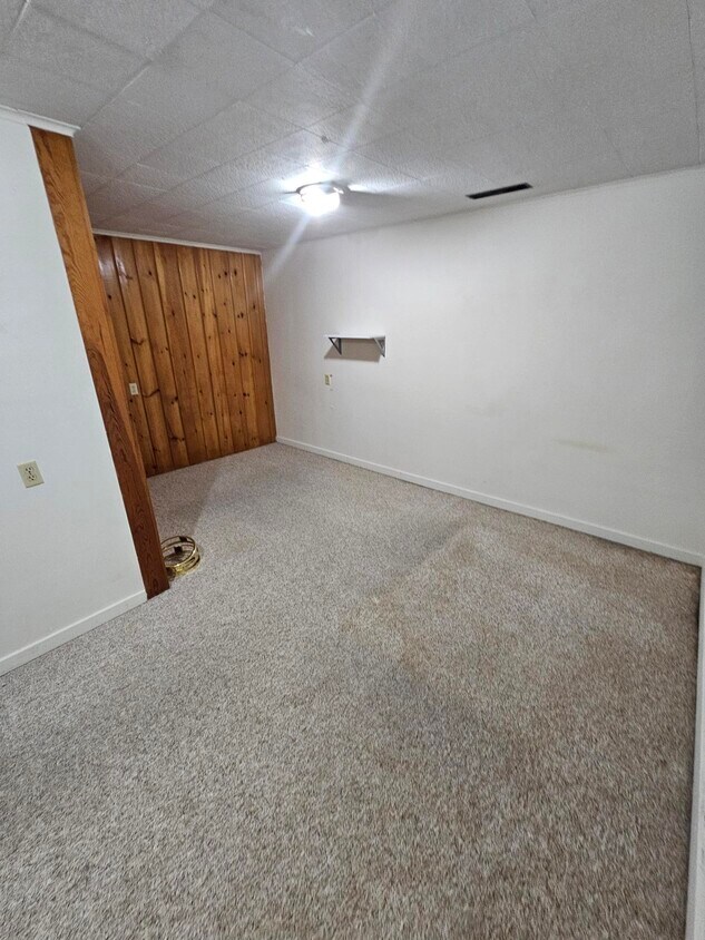 Primary Photo - 207 W Holly St