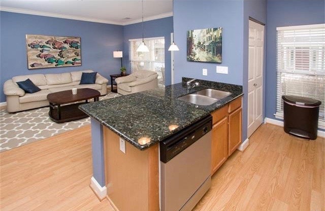 Foto del edificio - 2648 Mcknight Crossing Ct