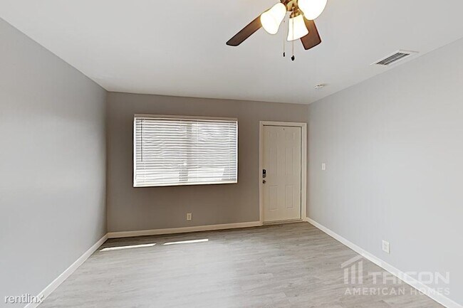 Foto del edificio - 5911 NW 42nd Terrace