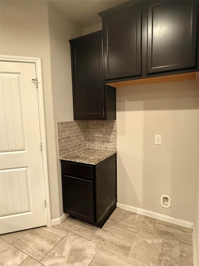 Foto del edificio - 29311 Kellys Falls Ct