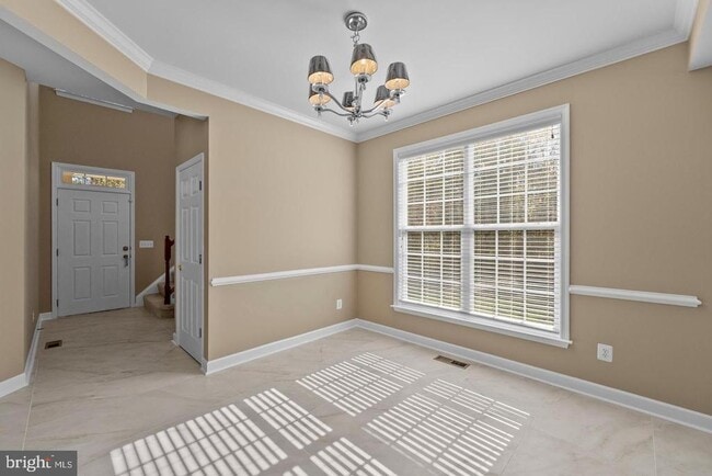 Building Photo - 7722 Yalta Way