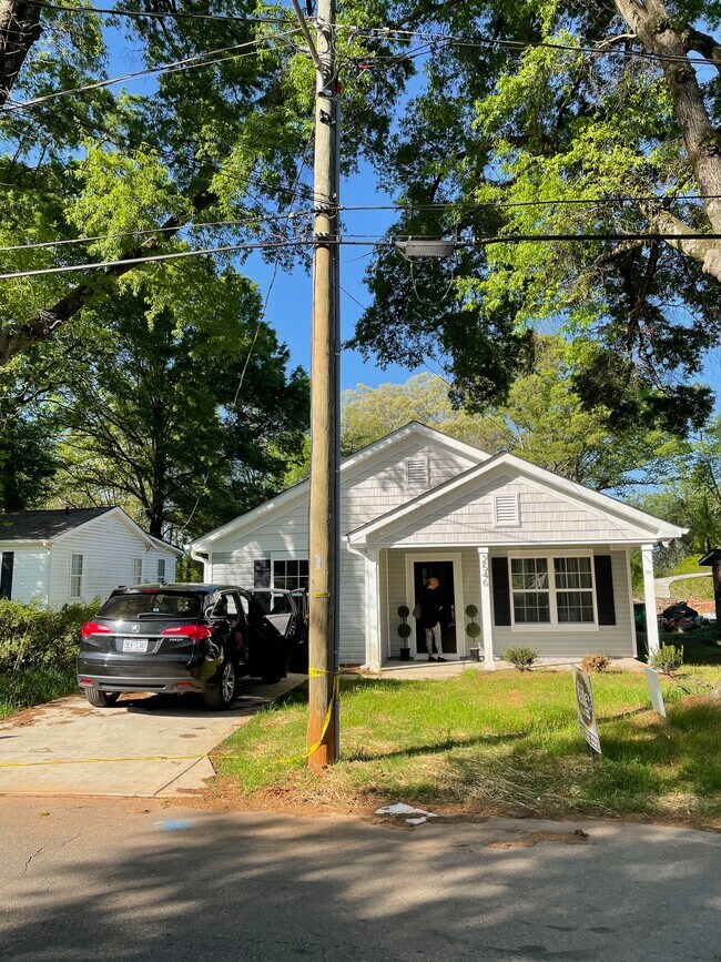 2546 Hemphill St, Charlotte, NC 28208 House Rental in Charlotte, NC