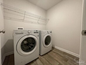 Building Photo - 5628 Fulcina Ct