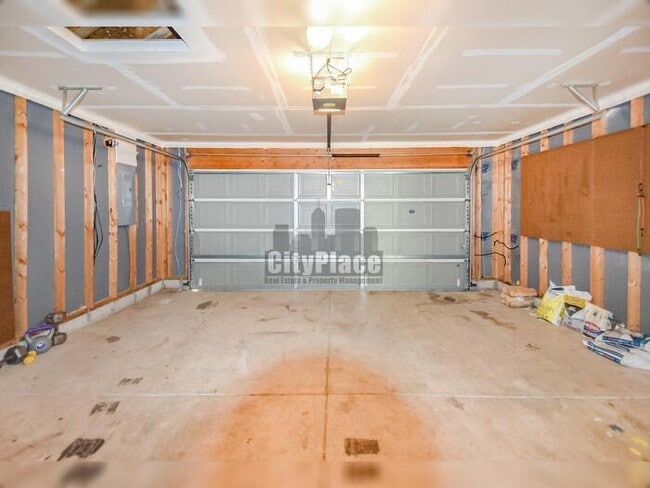 Foto del edificio - 2712 Addison Meadows Ln