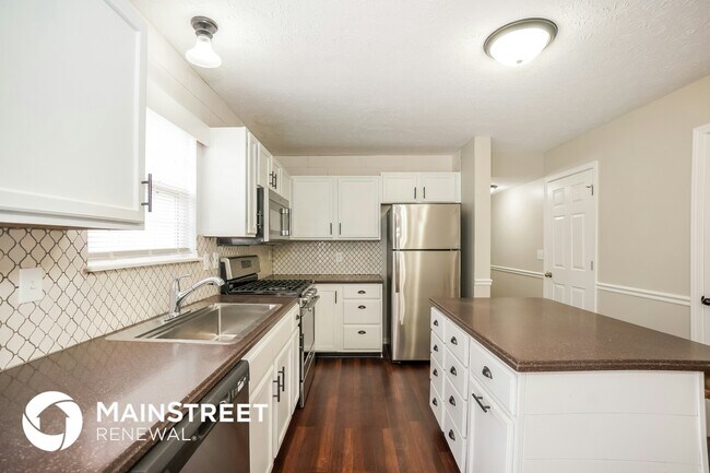 Building Photo - 113 Oakview Dr