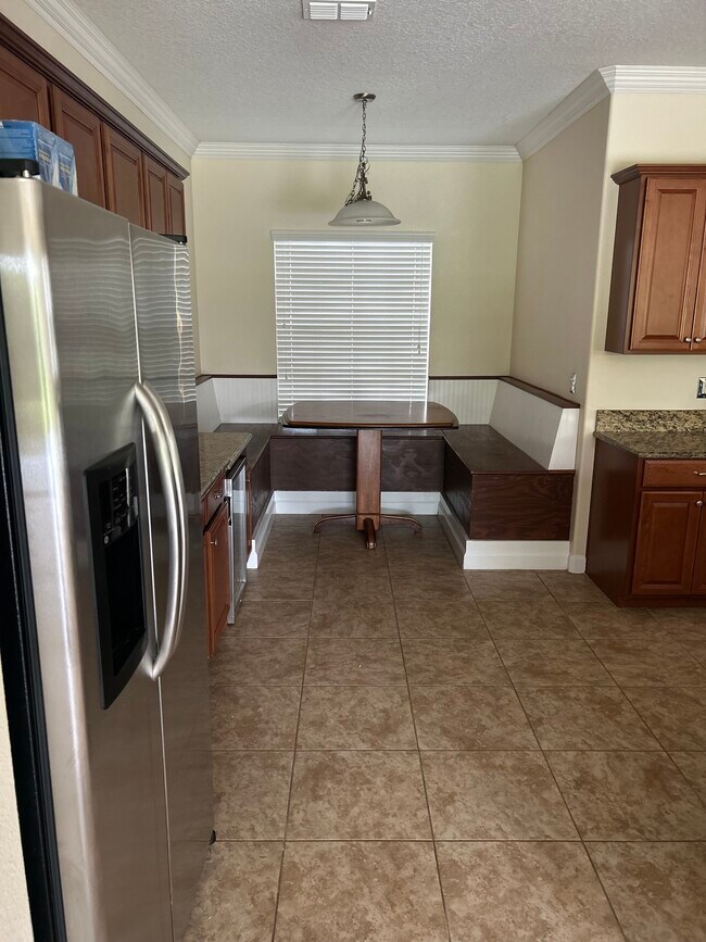 Kitchen nook - 6024 Sunset Isle Dr