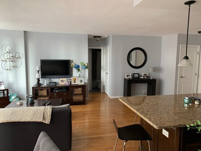 Foto del edificio - 3900 N Lake Shore Dr