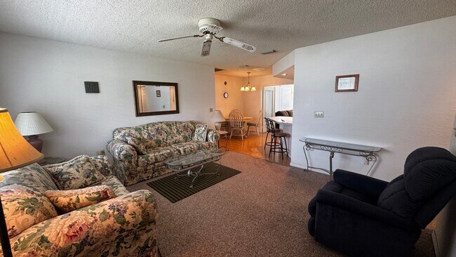 Foto del edificio - UTILITIES INCLUDED!! Resort-Style Living in Oak Run – Active 55+ Community Rental in Southwest Ocala