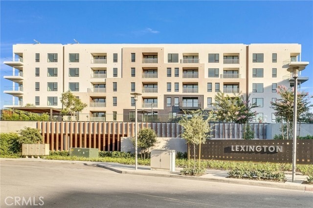 Building Photo - 3512 Rivington