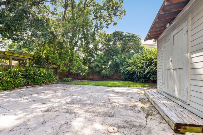Backyard - 392 Broadway St
