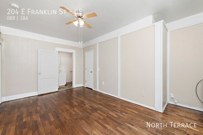 Building Photo - Affordable Studio Living Near Liberty Squa...
