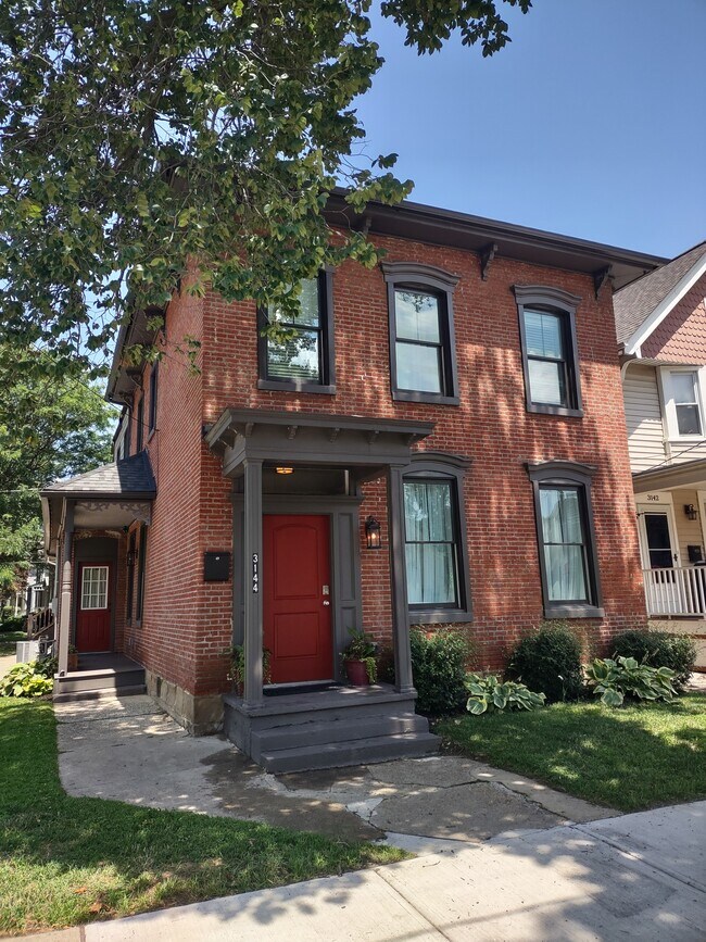 Building Photo - 3144 Woodbine Ave