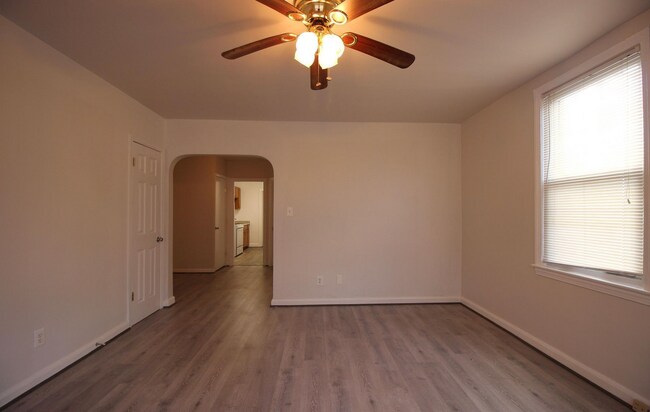 Foto del edificio - 3301 D St SE