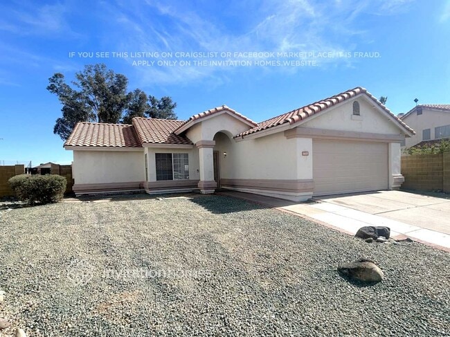 Building Photo - 6615 N 77th Dr