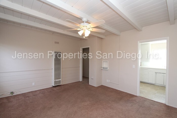 Primary Photo - 3255 Mission Blvd
