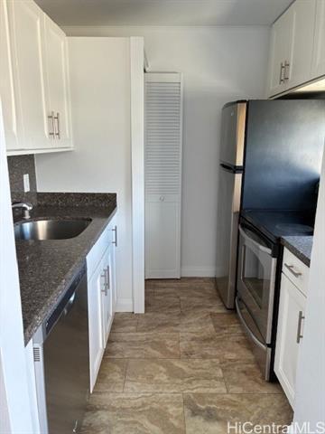 Building Photo - 400 Hobron Ln