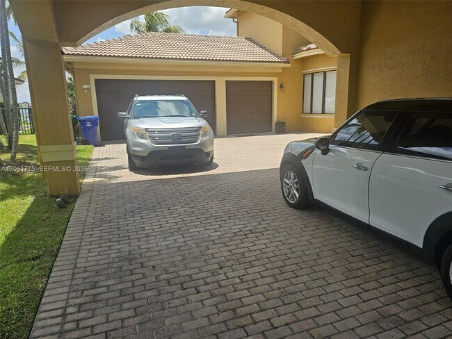 Foto del edificio - 18794 SW 17th Ct