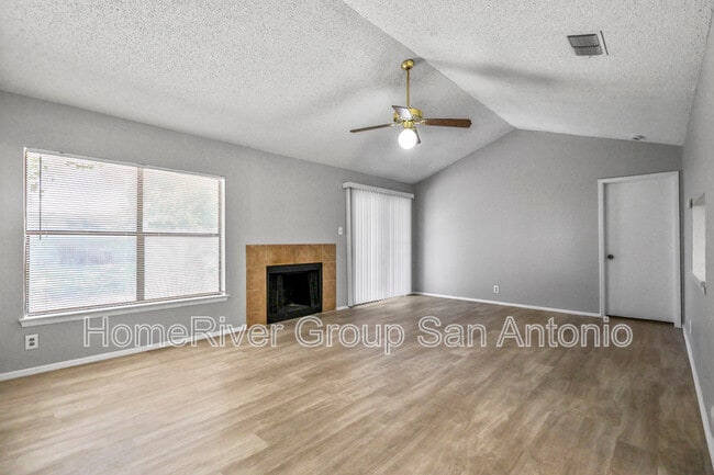 Building Photo - 11711 Spring Rain Dr
