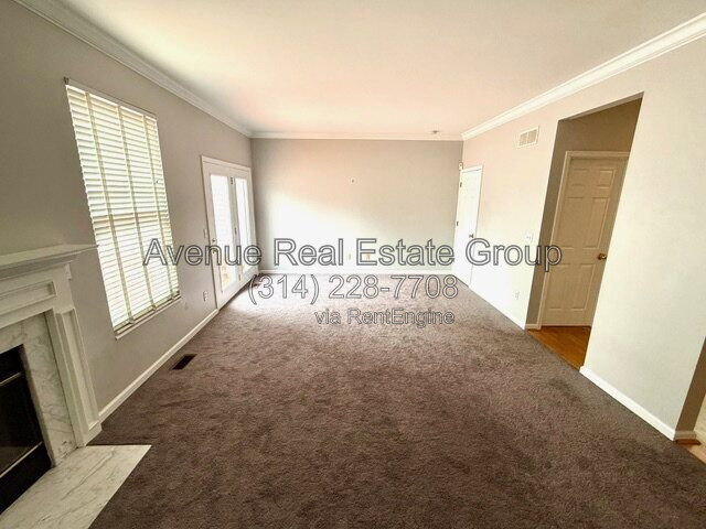Foto del edificio - 5776 Kingsbury Pl