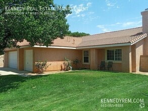 Building Photo - 3657 Cocina Ln