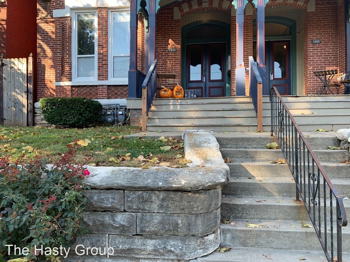 Primary Photo - 1648 Summit St