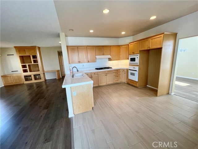 Building Photo - 16376 Skyridge Dr