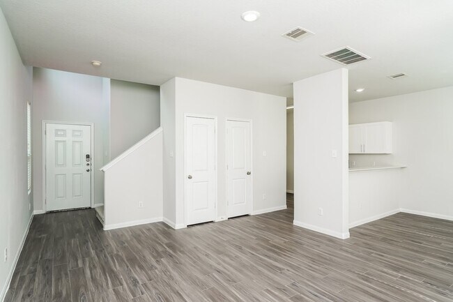 Foto del edificio - 14735 Kendalls Path Ct