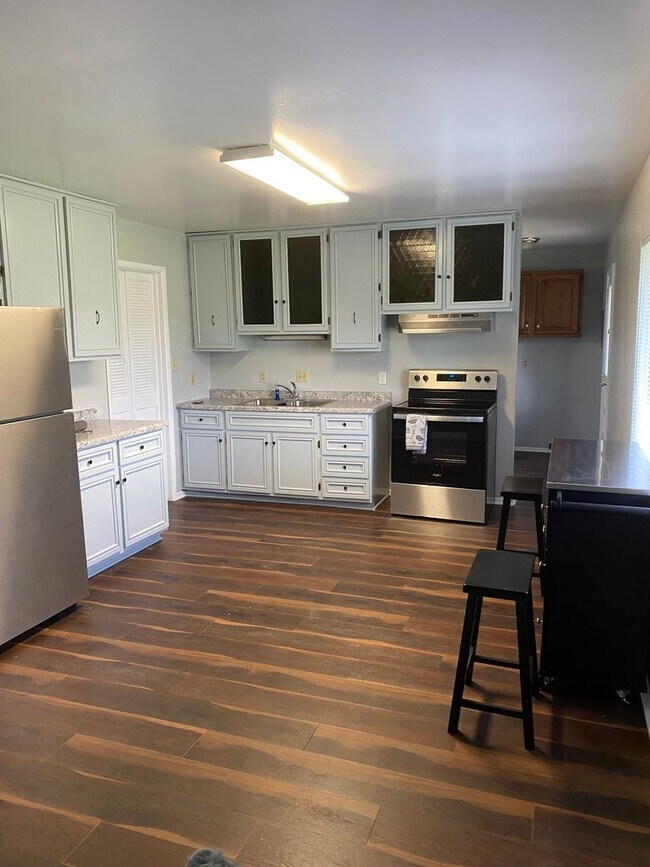Building Photo - Available May 2026;  Monthly rent $1,500