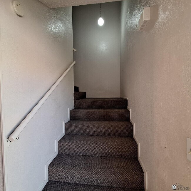 Foto del edificio - 1234 W 20th Pl
