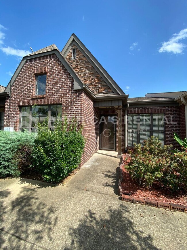 Building Photo - Home for rent in McCalla! Available to Vie...